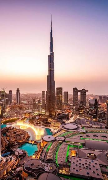 Dubai Glitz & Desert Safari Expedition